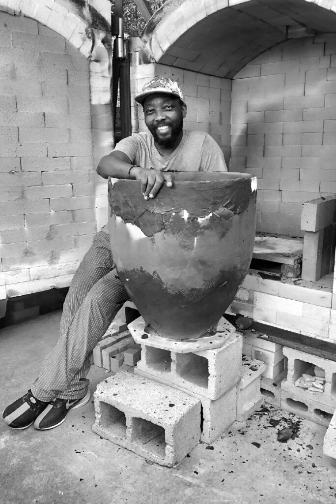 South African Ceramic Artists_Contemporary Clay_ART FORMES_Clive Sithole