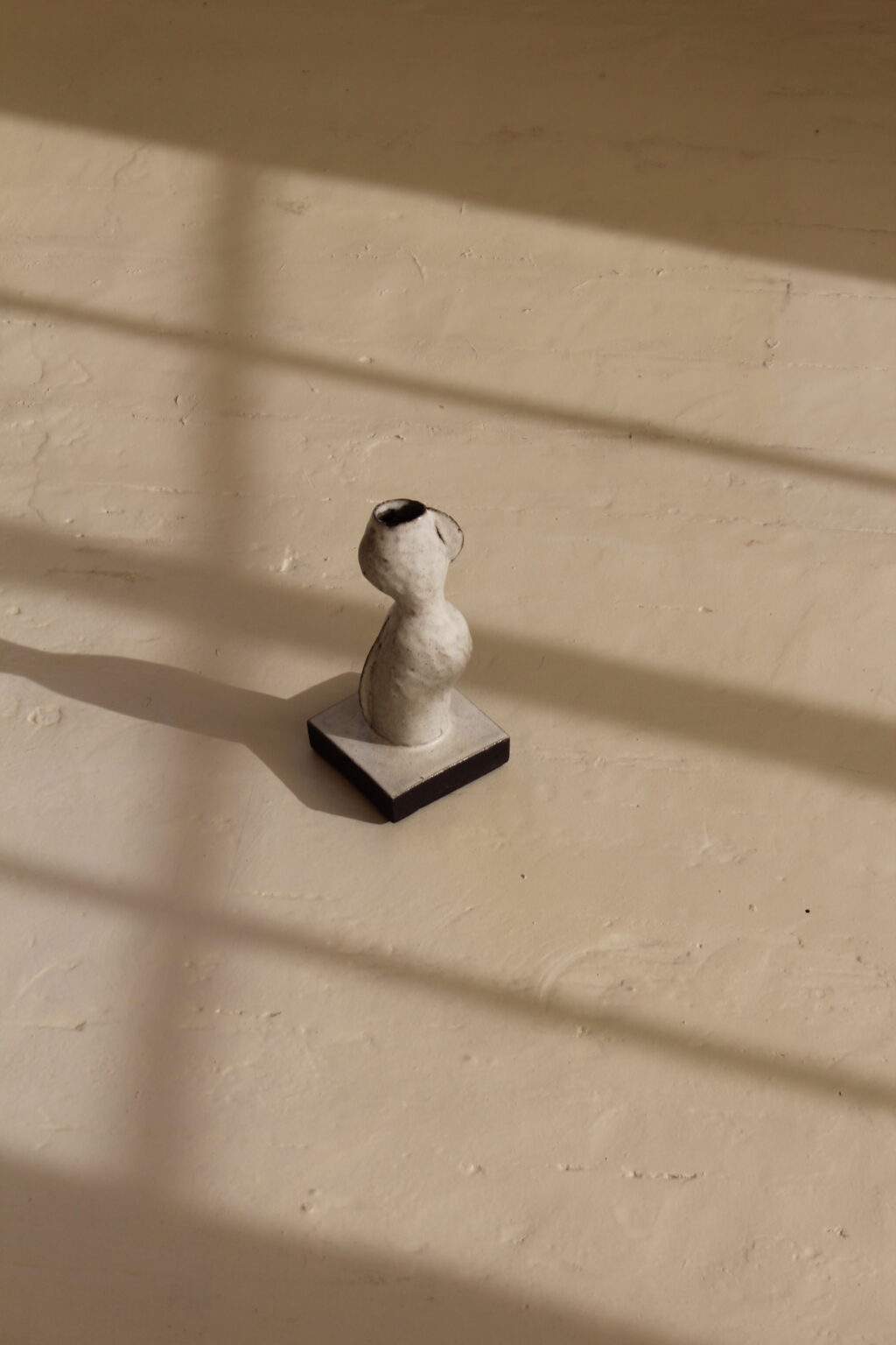 Hennie Meyer's 400g sculpture on display at Art Formes Gallery in Cape Town.